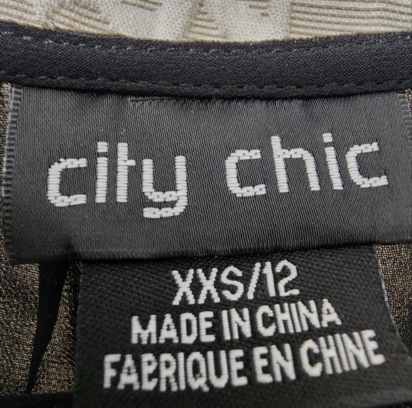 OVERSIZED ☆ City Chic Black Long Sleeve Bib Collar Blouse. - Picture 2 of 3